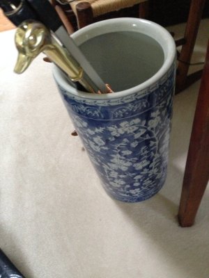 UMBRELLA STAND