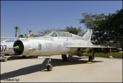 MiG-21 UTI Mongol