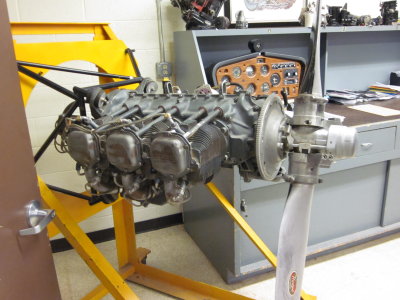 A classroom full of aircraft engines, piston and jet types.