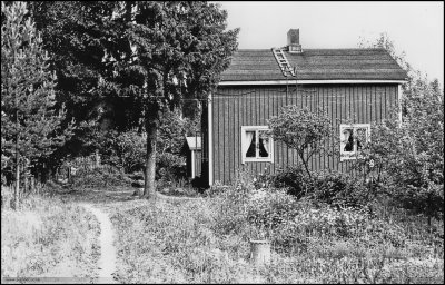 Barndomshemmet i Jrvenp Finland.jpg