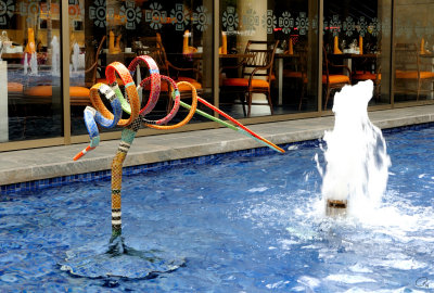 Fountain Pelican Outside Buffet