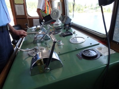 Wheelhouse controls