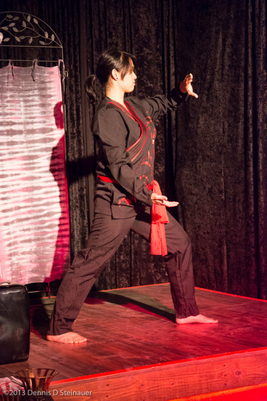 ds20130927-0073w - Dr Sketchy.jpg
