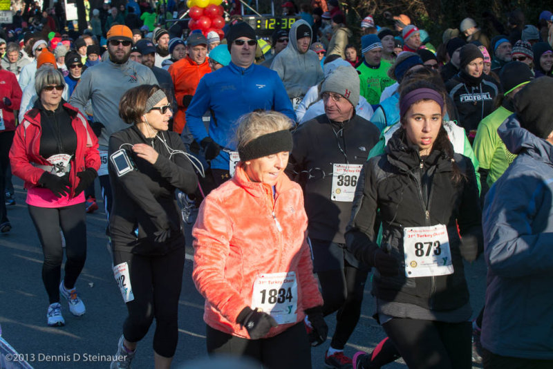 ds20131128-0145 - BCC YWCA Turkey Chase.jpg
