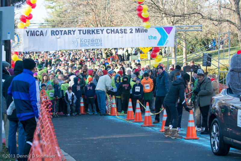ds20131128-0159 - BCC YWCA Turkey Chase.jpg