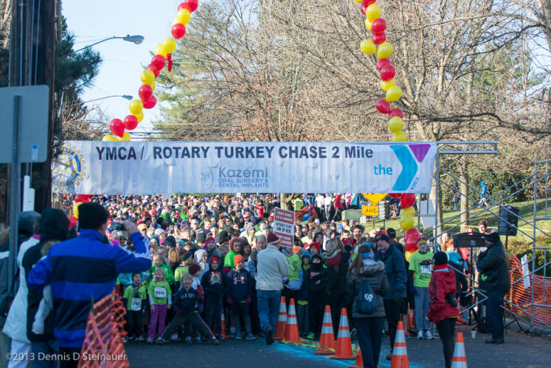 ds20131128-0160 - BCC YWCA Turkey Chase.jpg