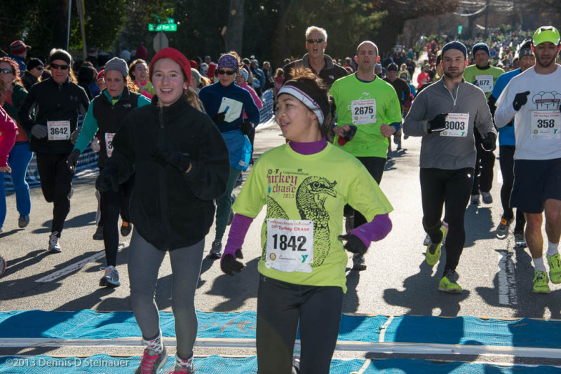 ds20131128-0325 - BCC YWCA Turkey Chase.jpg