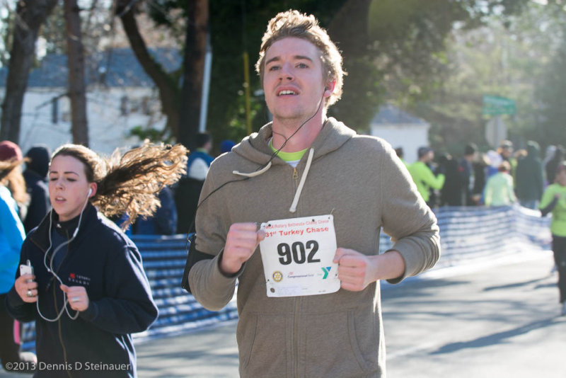 ds20131128-0390 - BCC YWCA Turkey Chase.jpg
