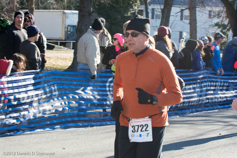 ds20131128-0392 - BCC YWCA Turkey Chase.jpg