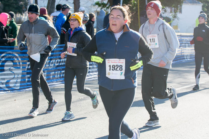 ds20131128-0404 - BCC YWCA Turkey Chase.jpg