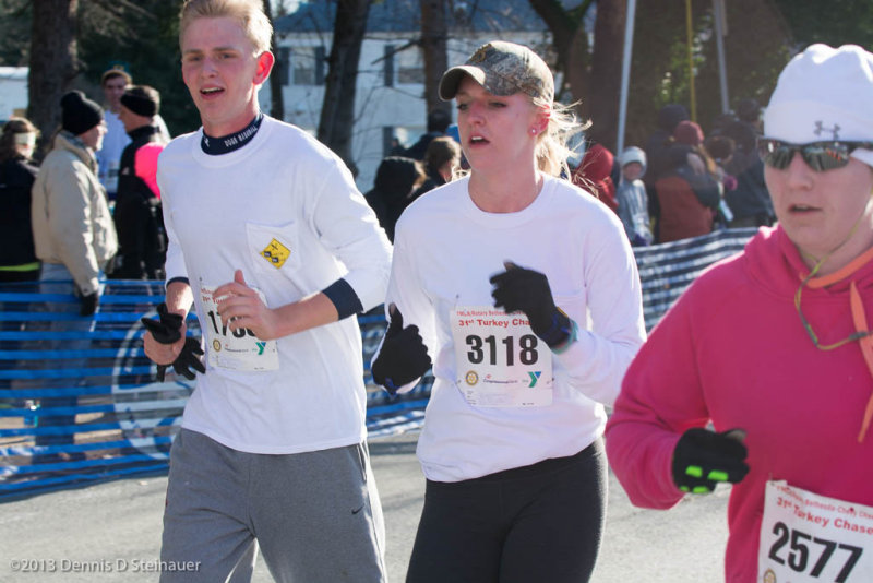 ds20131128-0440 - BCC YWCA Turkey Chase.jpg
