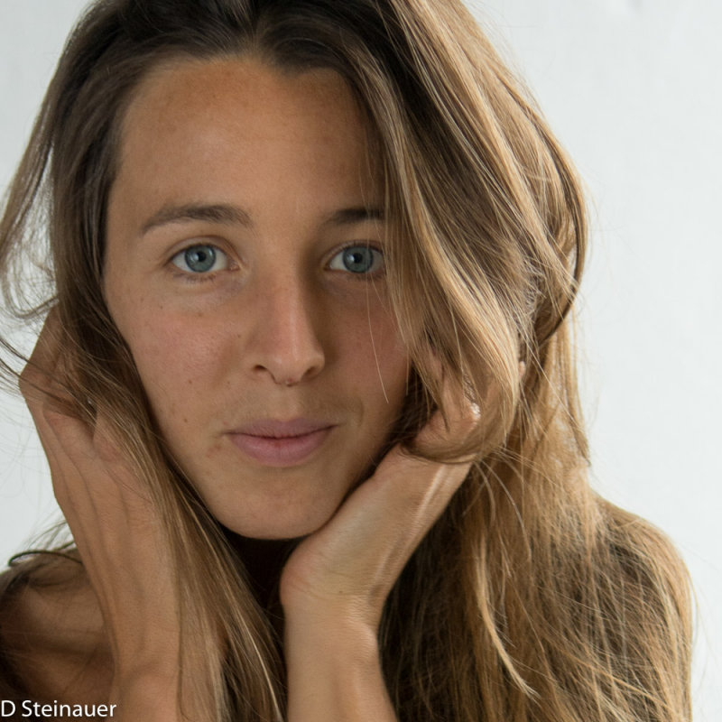 ds20151028-0359 Flora.jpg