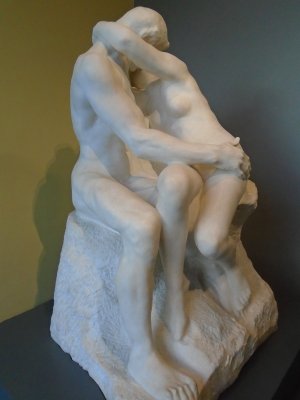 <a target=_blank href=http://www.artble.com/artists/auguste_rodin/sculpture/the_kiss/more_information/analysis>the kiss</a>