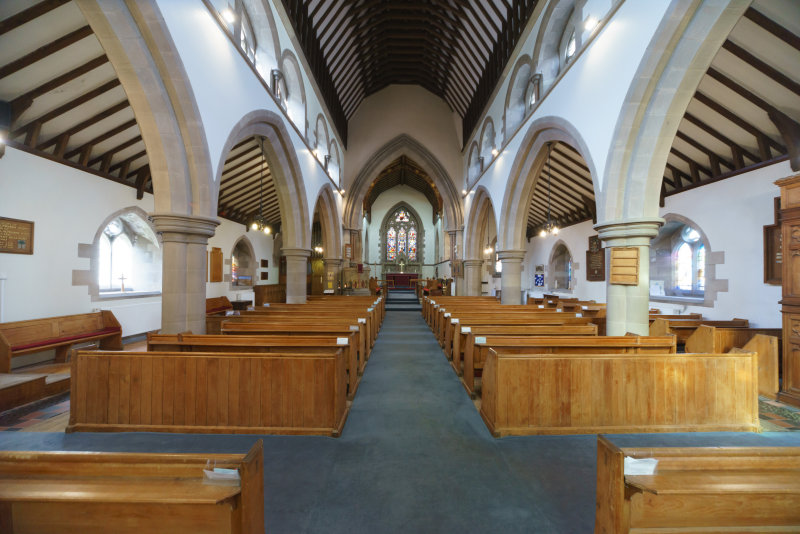 sigma12mm-f4p5-iso1600-50thmonopod.jpg