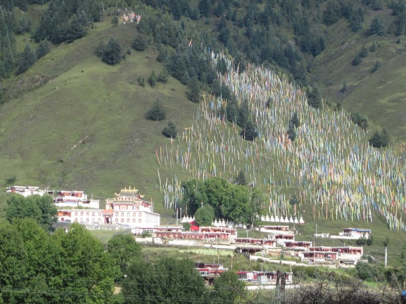 CN06-07 Bamei-Daofu Tibetan Village Prayer Flags.JPG