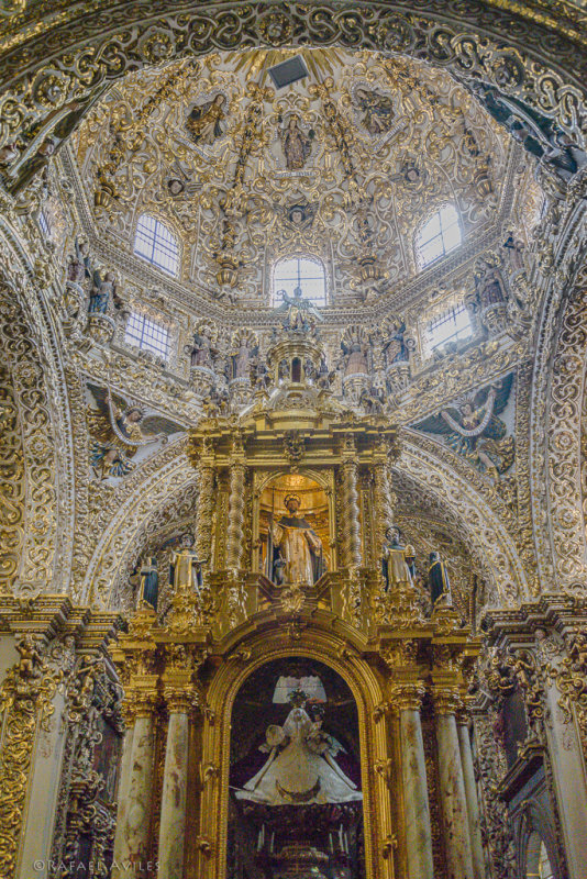 Capilla del Rosario, in the Iglesia de Santo Domingo.
