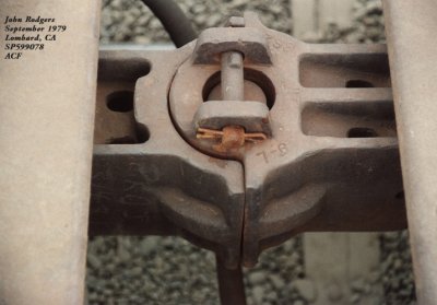 SP599078coupling.jpg
