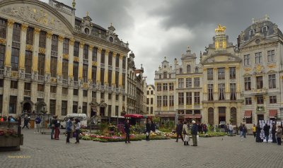 GRAND PLACE SQUARE- BRUSSELS BELGIUM 