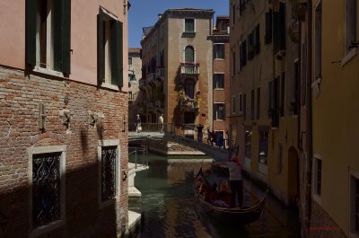 VENICE ITALY/ A VERY POPULAR TOURIST RIDE ON THE GONDOLA