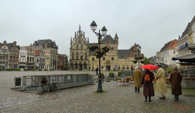 MECHELEN  ARCHITECTURE ON A OVERCAST DAY 