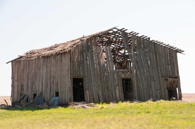 Old Farm East of Waterville off US2_04.jpg