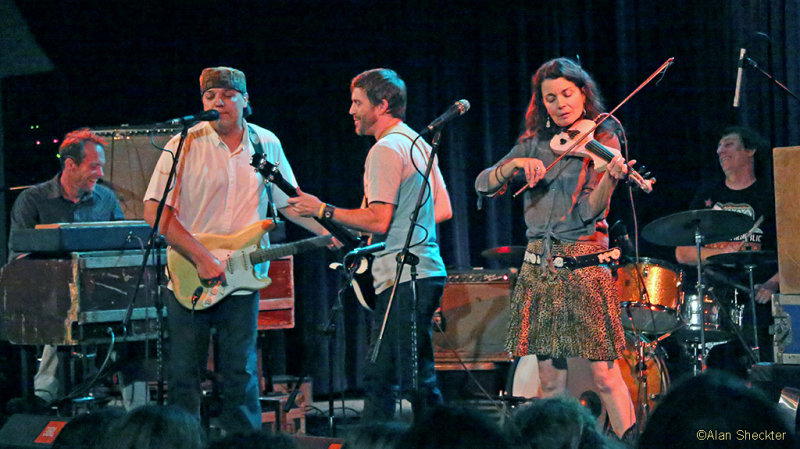 Donna the Buffalo, Sierra Nevada Big Room, Chico, CA, Aug. 5, 2013