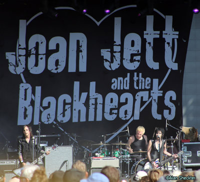 Joan Jett and the Bleackhearts