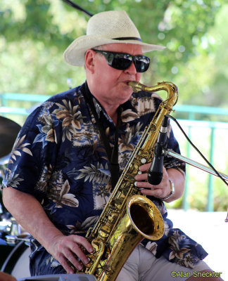 Alan Rigg saxophonist