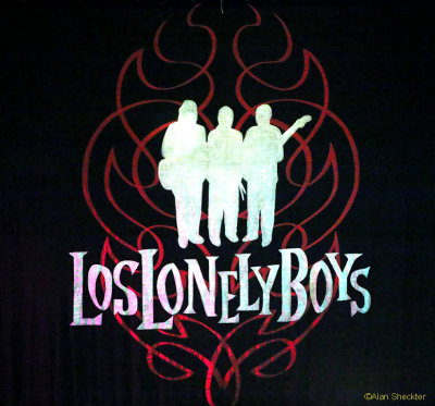 Los Lonely Boys