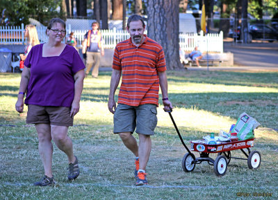 Donna and Patrick bringing dinner down to friends at the show