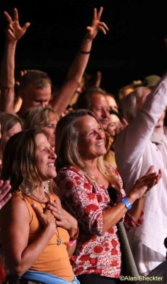 Pink Martini audience