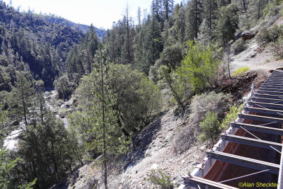 Miocene Canal trail catwalk along West Branch Feather River