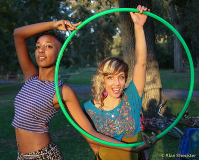 Hoop Jammer Kadiatou and Meg