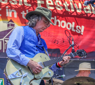 Moonalice - Roger McNamee