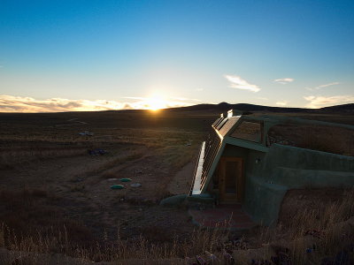 Earthship Biotecture
