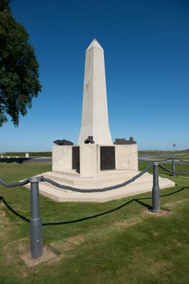 Tank memorial looking to Pozieres windmill - 6224.jpg