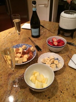 fondue- our new year's eve tradition