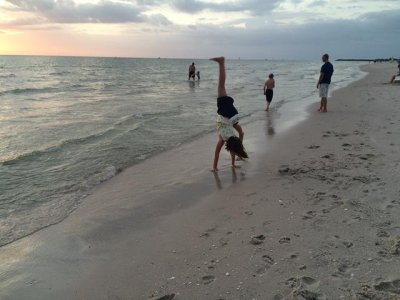 lots of cartwheels on the beach