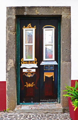 Zona velha do Funchal - Rua Porto So Tiago