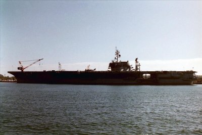 USS Constellation CV 64.jpg