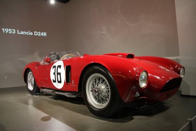  PETERSEN AUTOMOTIVE MUSEUM - LOS ANGELES