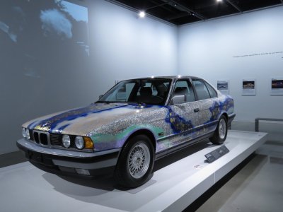  PETERSEN AUTOMOTIVE MUSEUM - LOS ANGELES