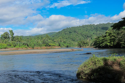 Ravo River - the starting point for the trek to Hauta