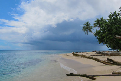 The beach at Molehanua