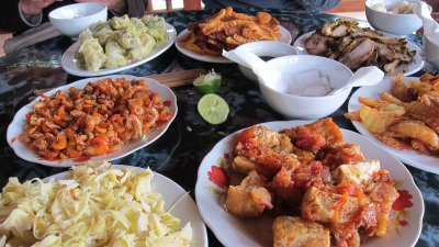 Lunch in Ba Bể