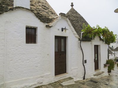 trulli2.jpg