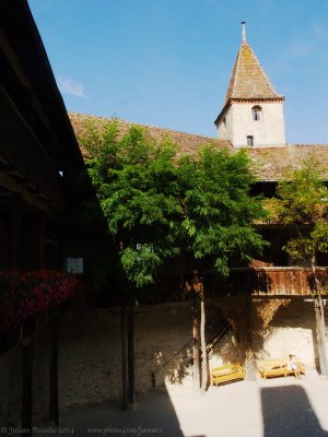 Gruyere castle courtyard