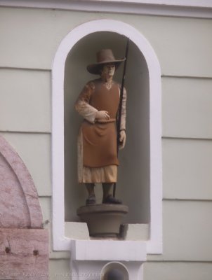 Statue by city theatre