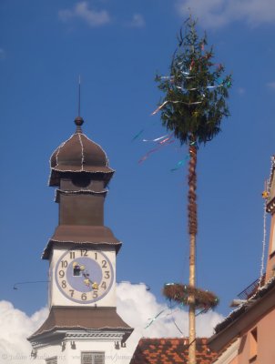 Maypole