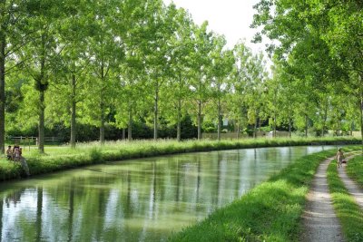 Canal de Bourgogne at Marigny